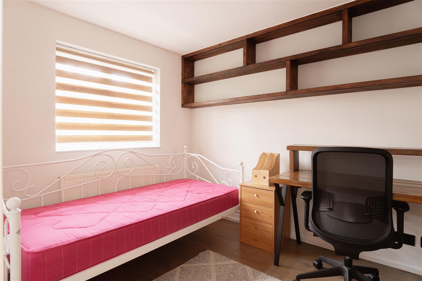 Woodfield Close, , Redhill