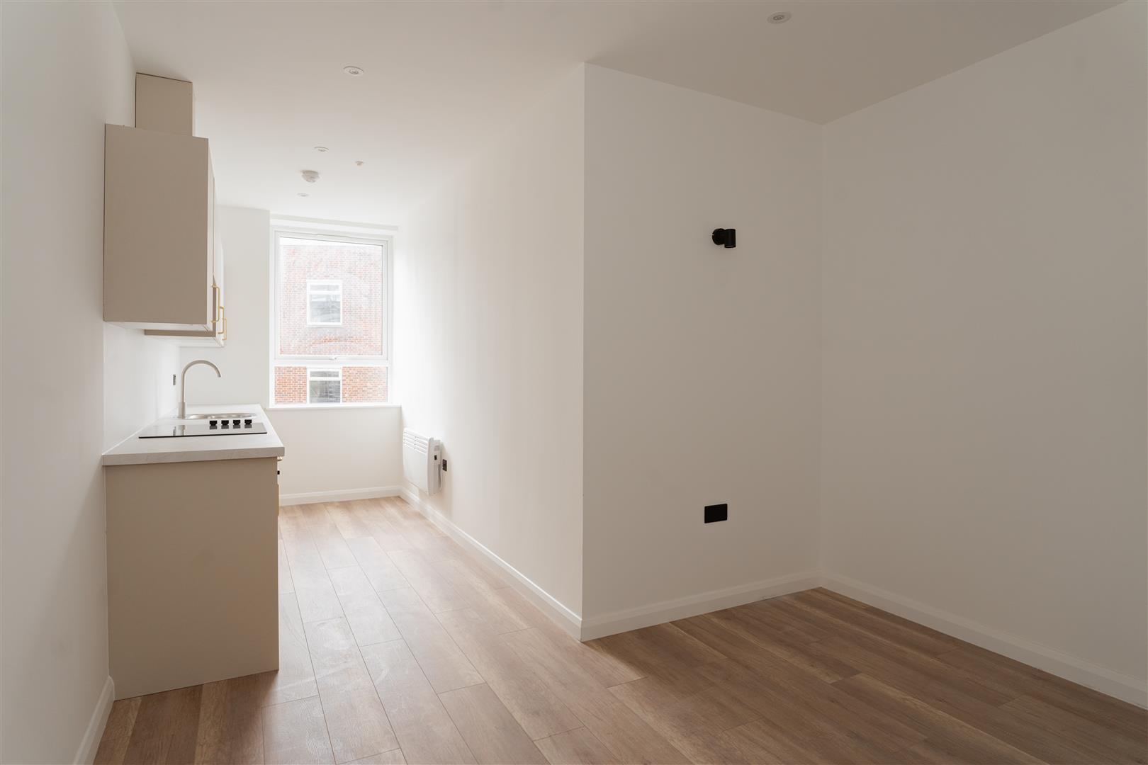 15 London Road, , Redhill