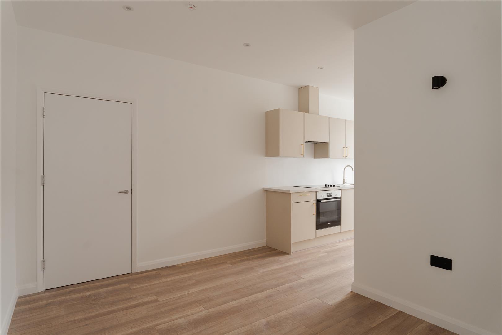 15 London Road, , Redhill