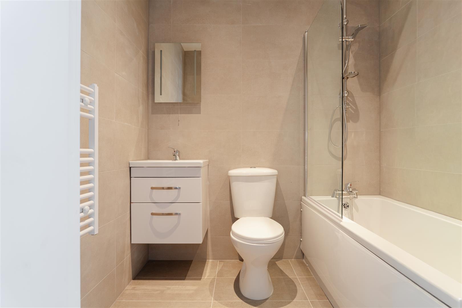 15 London Road, , Redhill