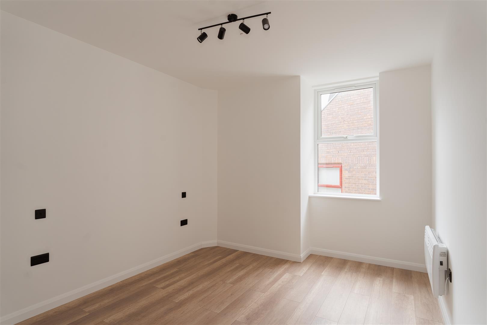 15 London Road, , Redhill