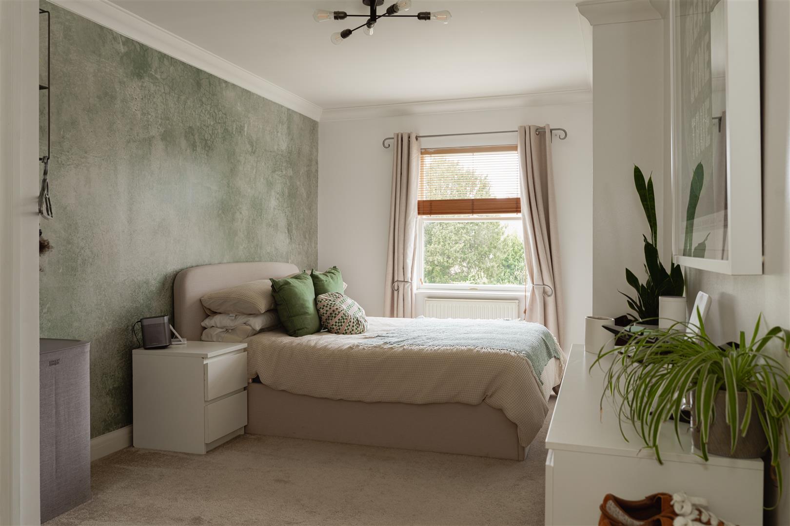 Station Road North, Merstham, Redhill