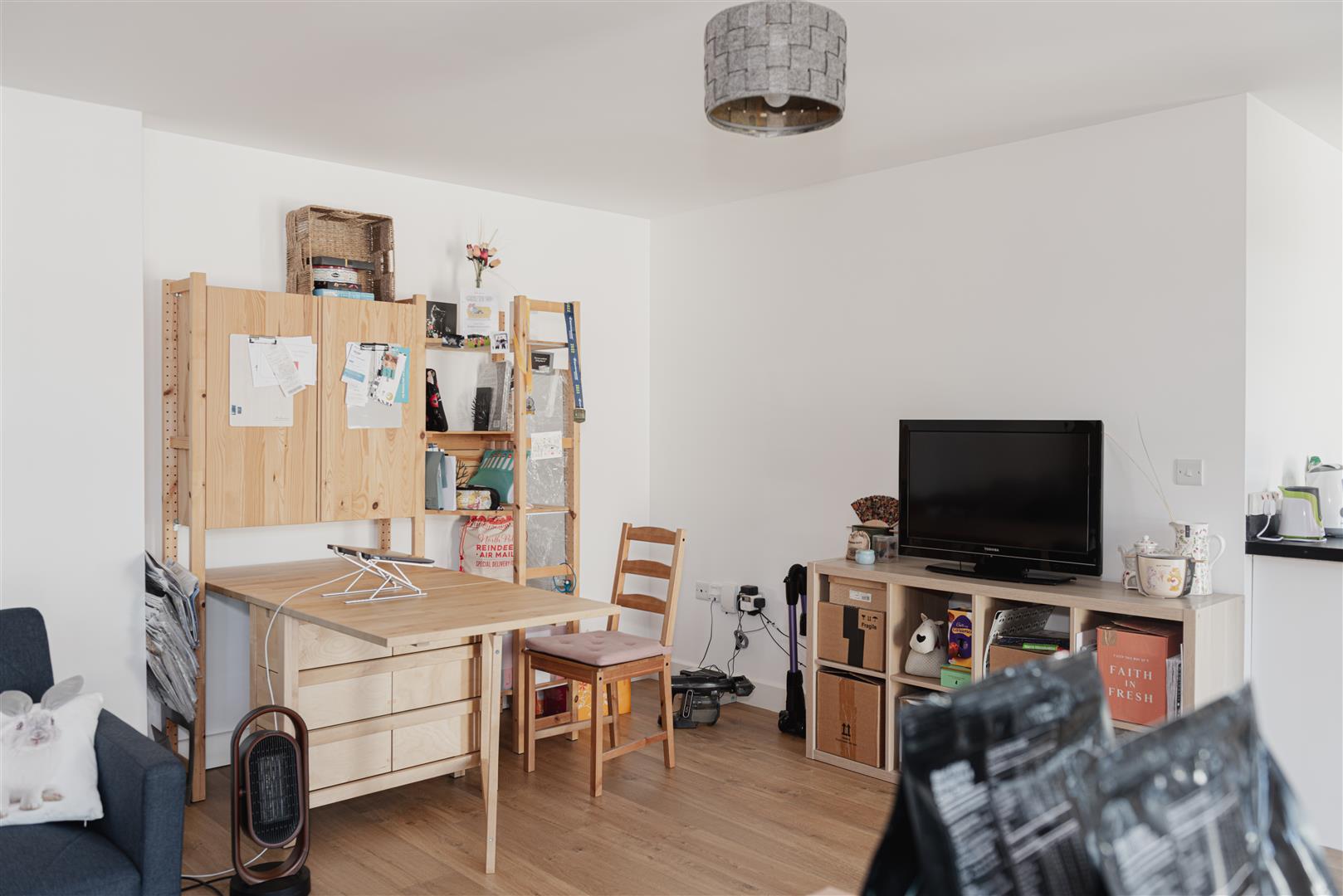 High Street, , Redhill