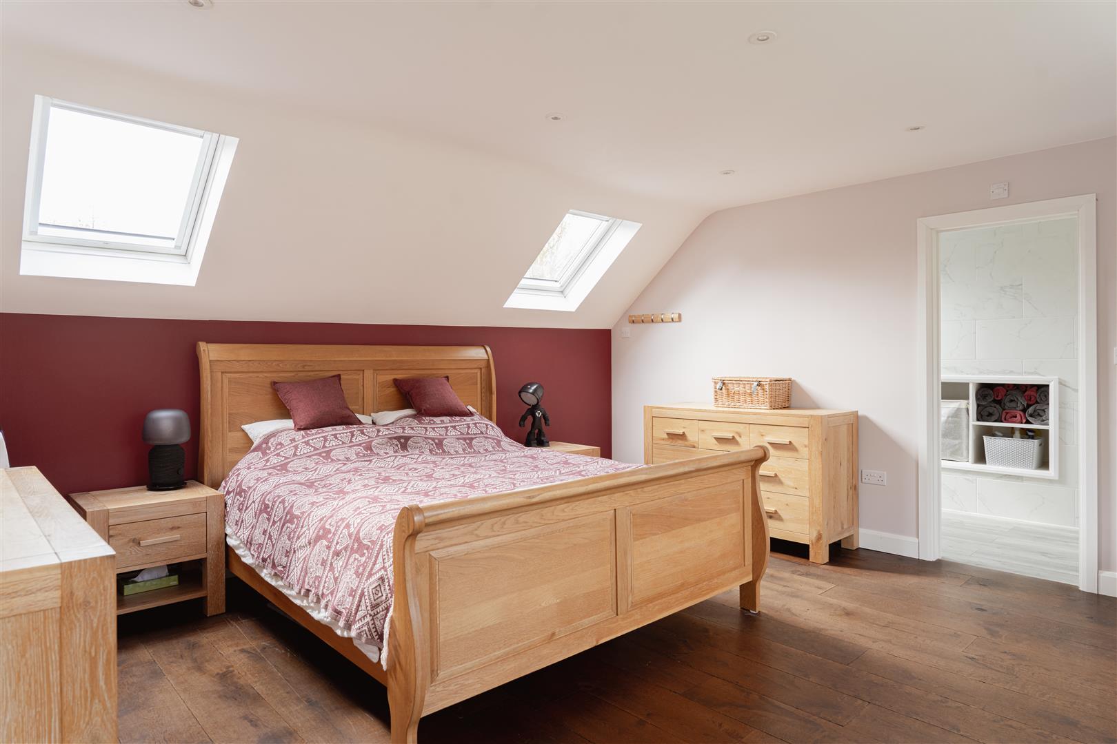 Woodland Drive, Ockley, Dorking