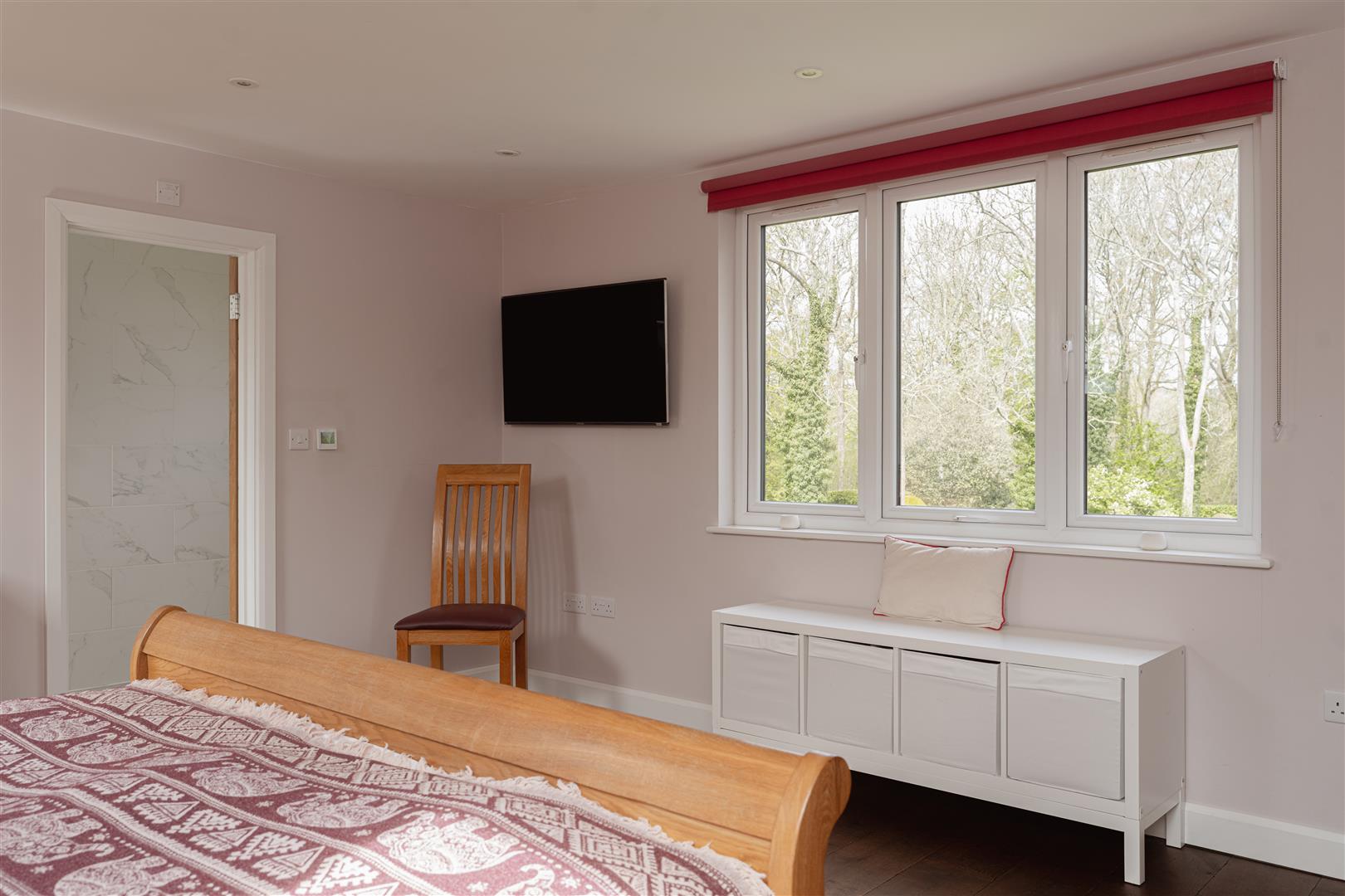 Woodland Drive, Ockley, Dorking