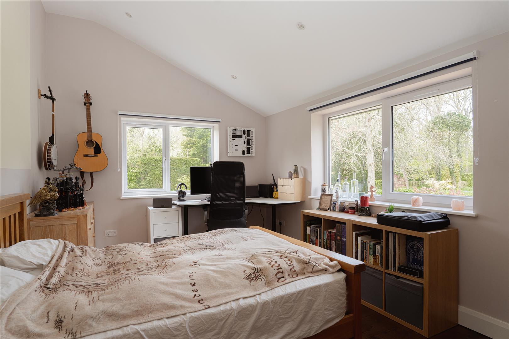 Woodland Drive, Ockley, Dorking