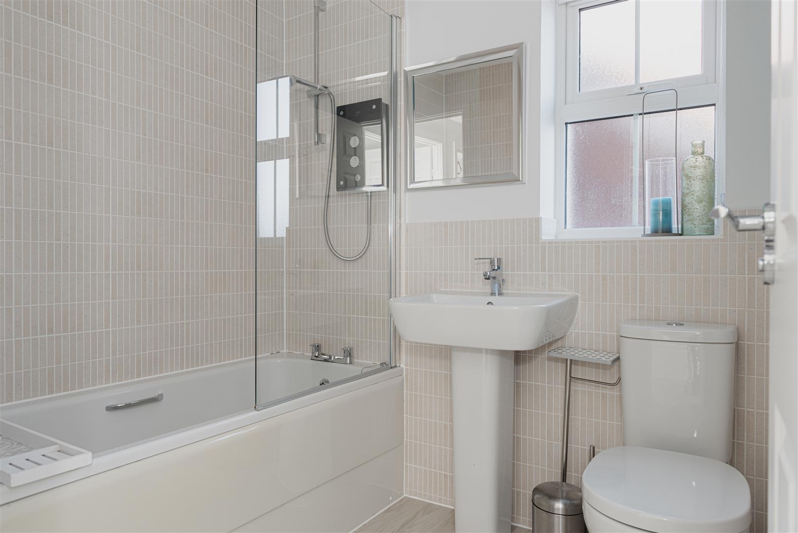 Westvale Road, , Horley