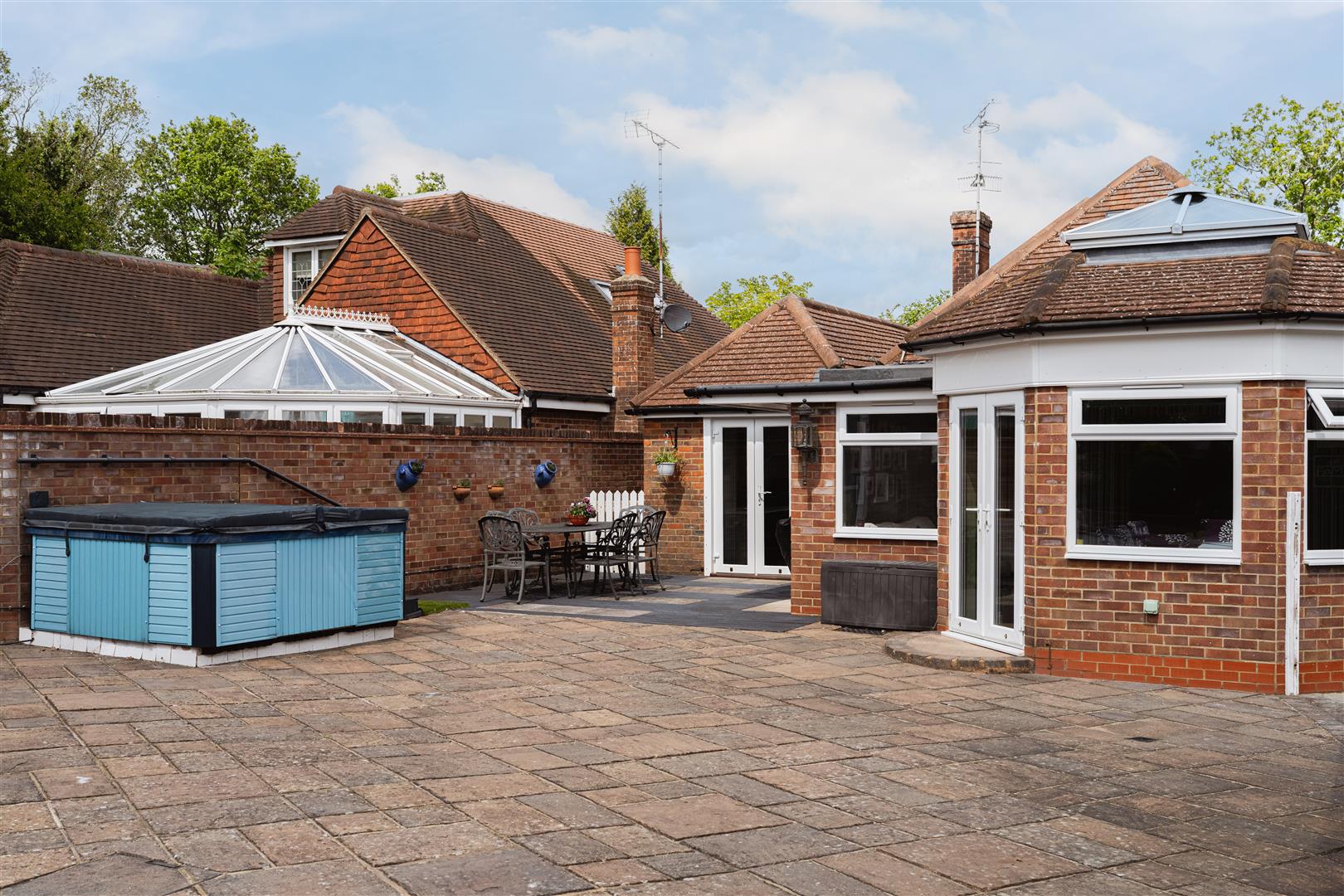 Horsham Road, Capel, Dorking