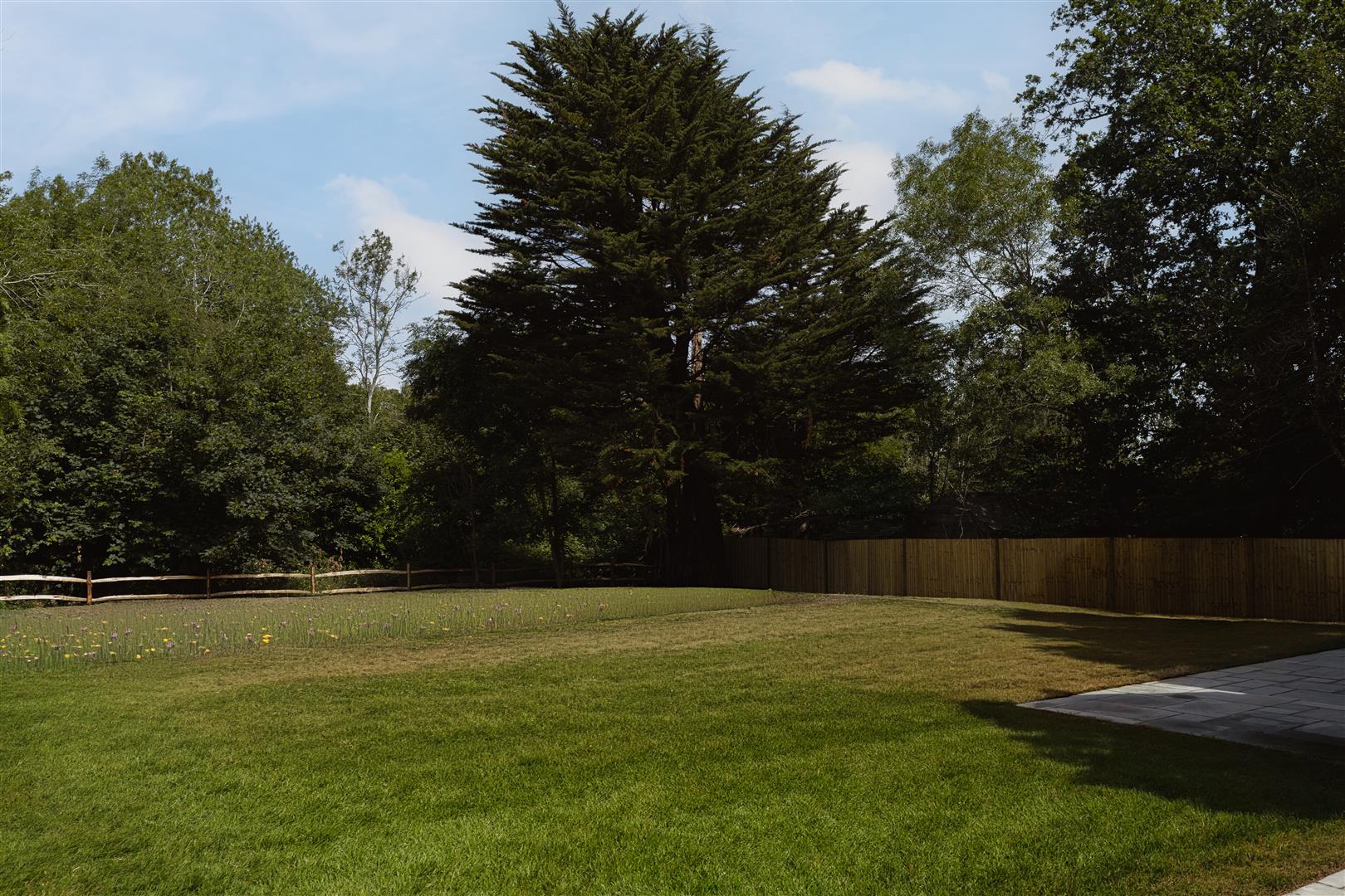 Bechwood Close, Box Hill, Tadworth