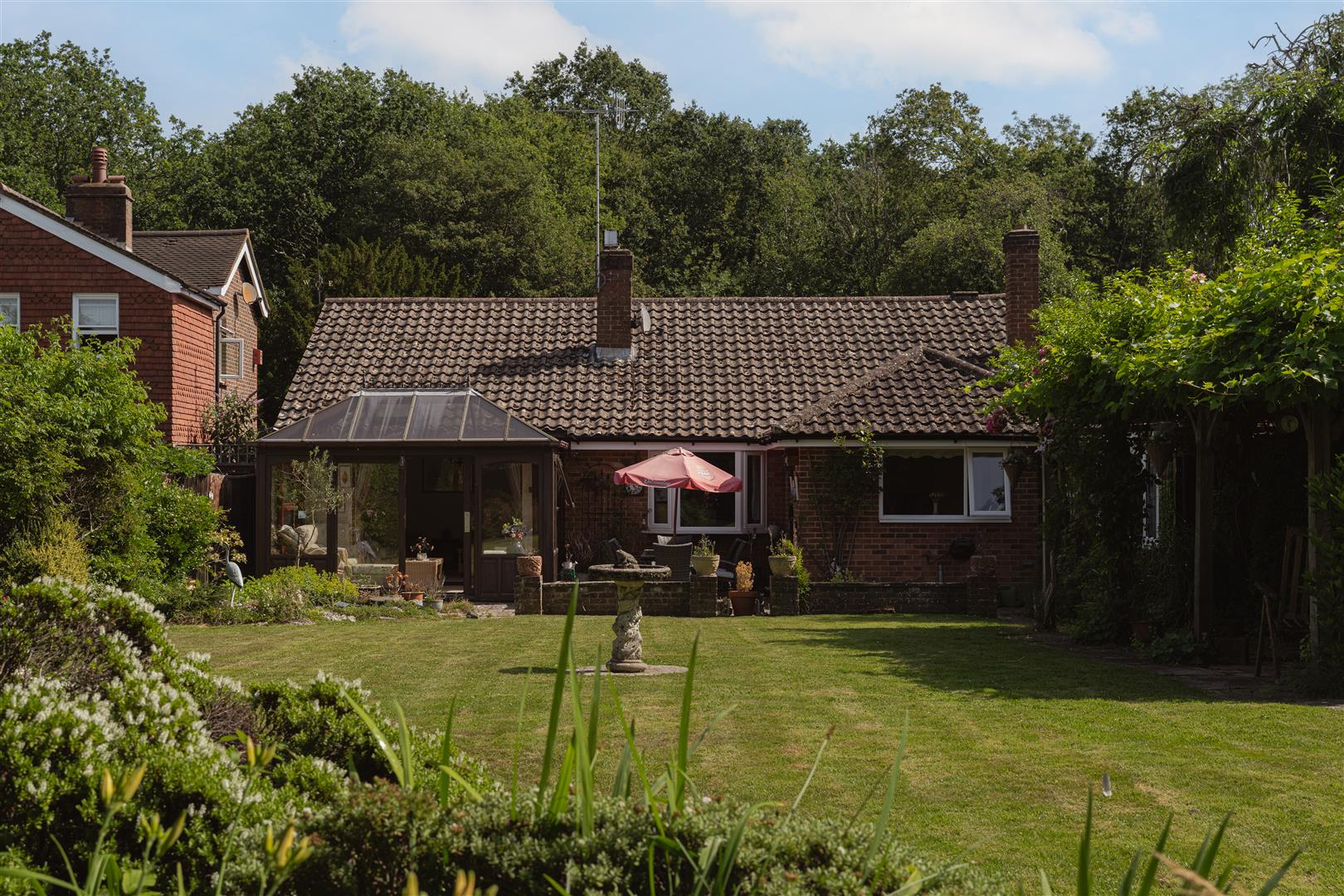 Millers Lane, Outwood, Redhill