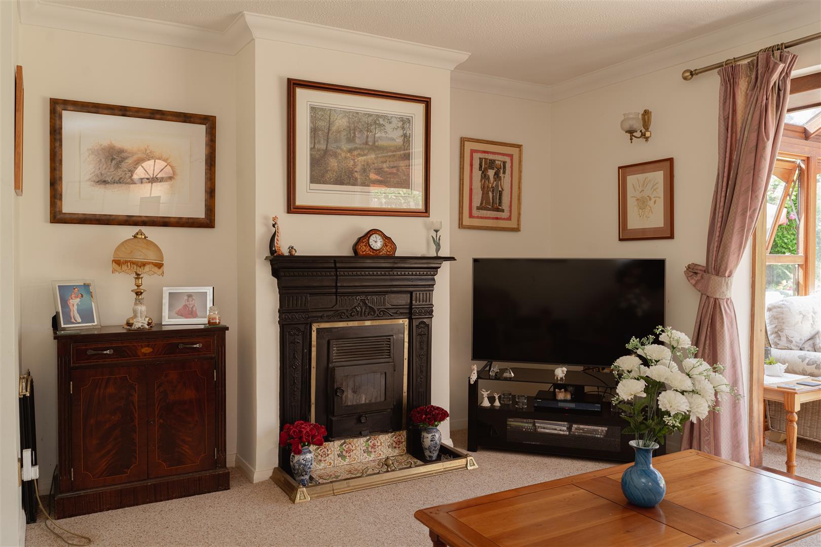 Millers Lane, Outwood, Redhill