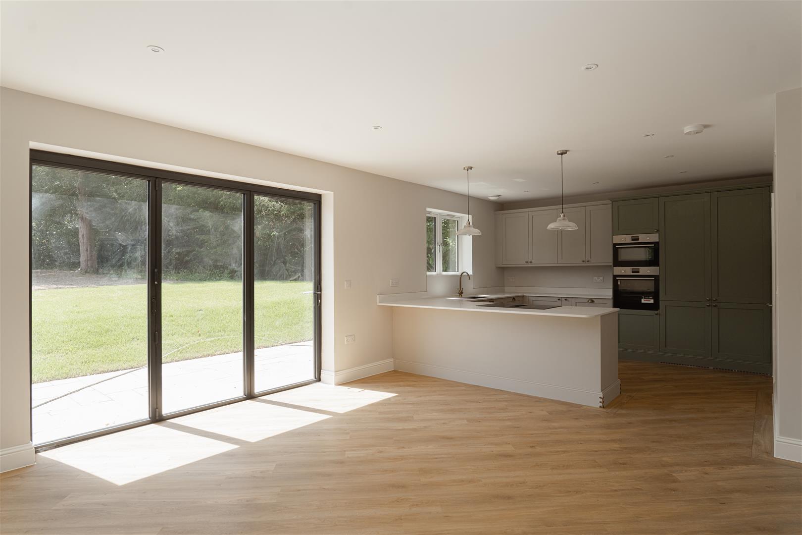 Bechwood Close, Box Hill, Tadworth