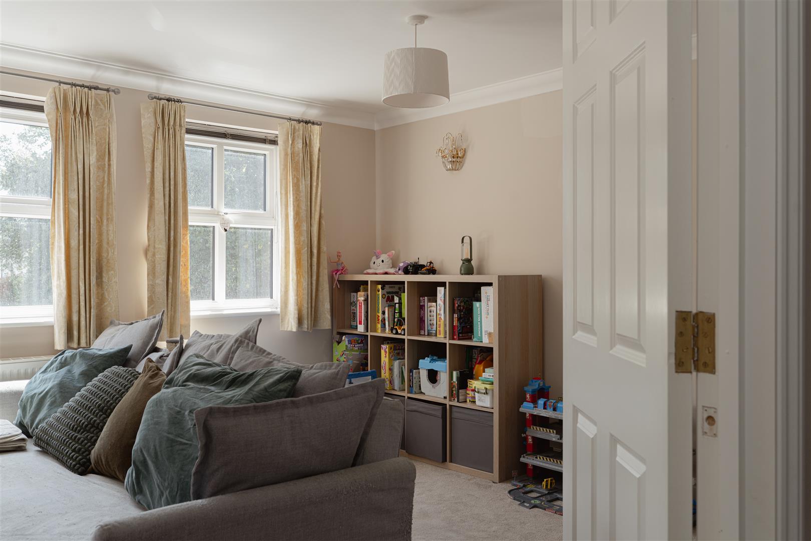 Howard Place, Reigate Hill, Reigate
