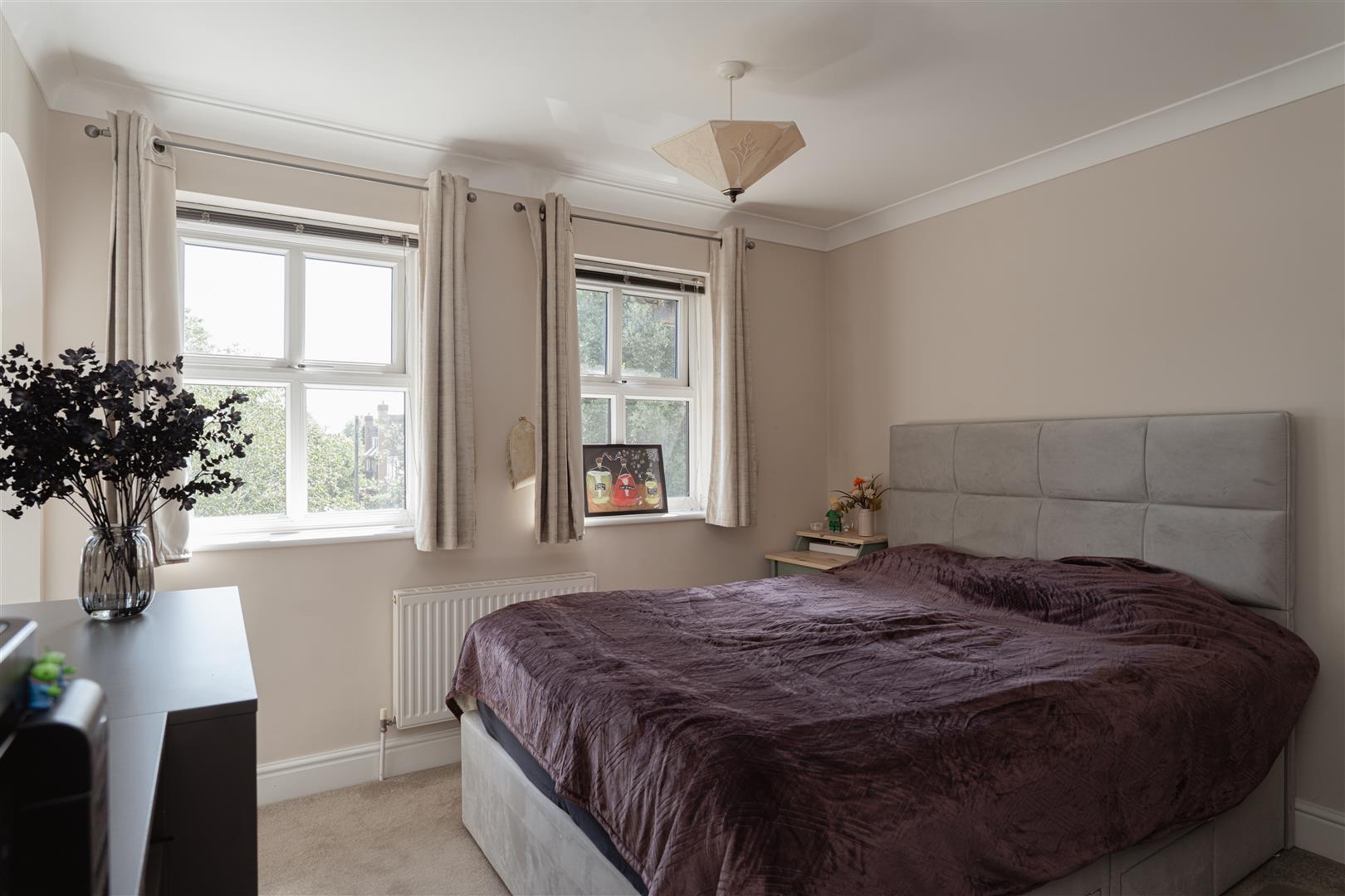 Howard Place, Reigate Hill, Reigate