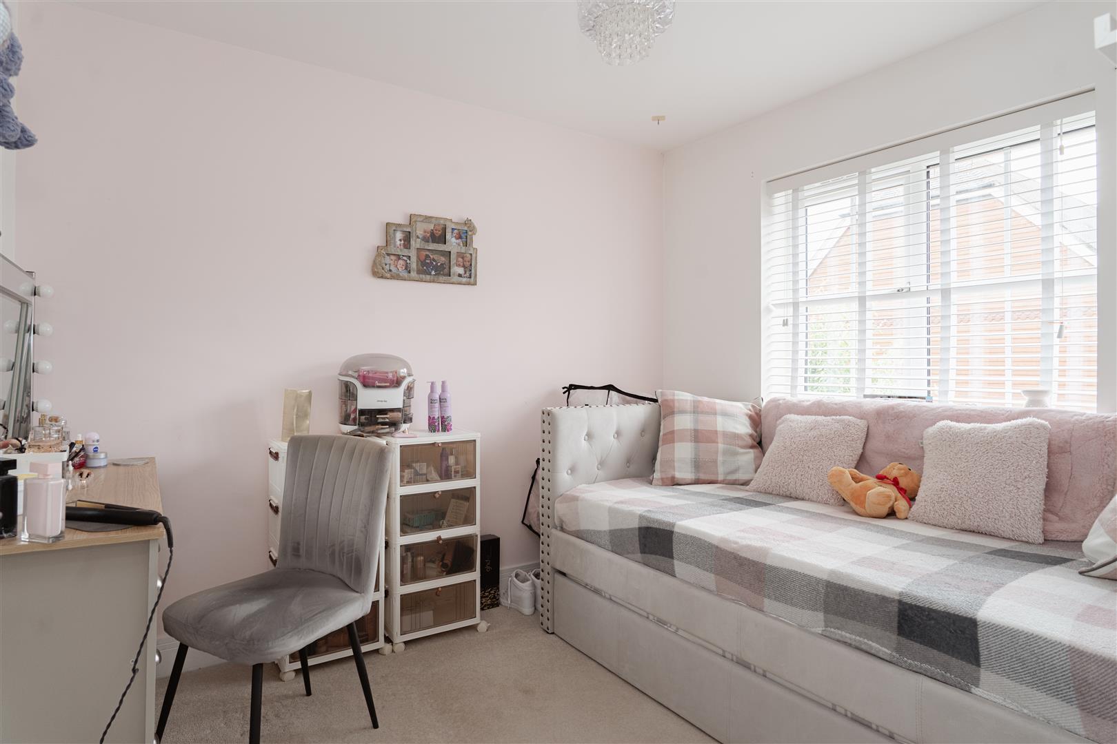 Langwood Drive, , Horley