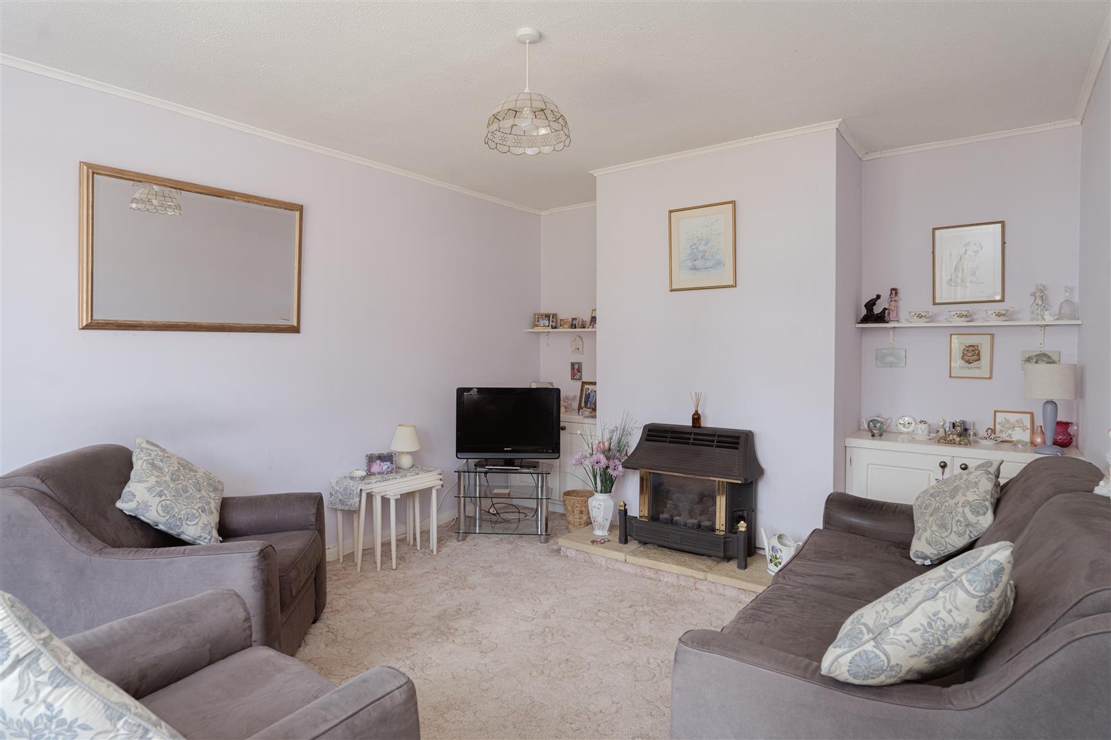 Warwick Close, Holmwood, Dorking