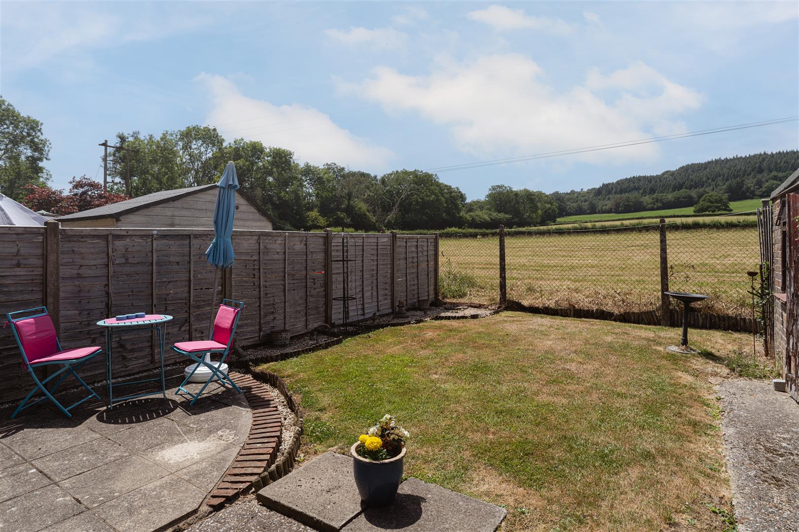 Warwick Close, Holmwood, Dorking