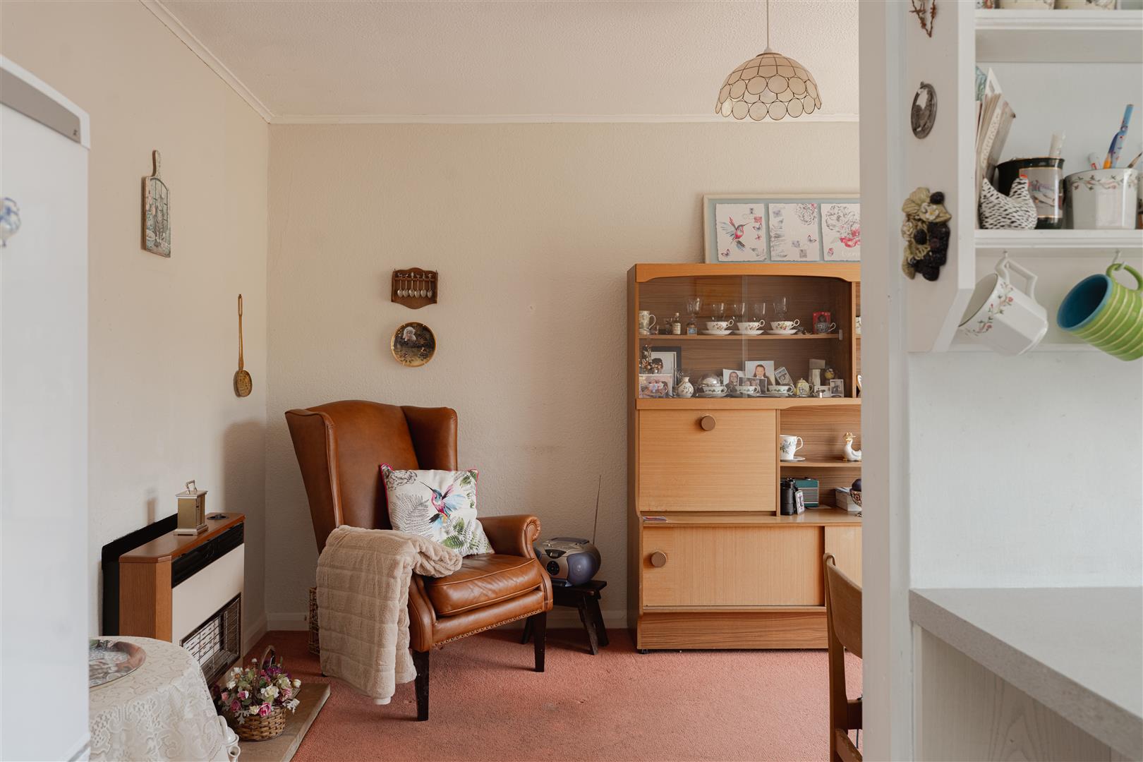 Warwick Close, Holmwood, Dorking