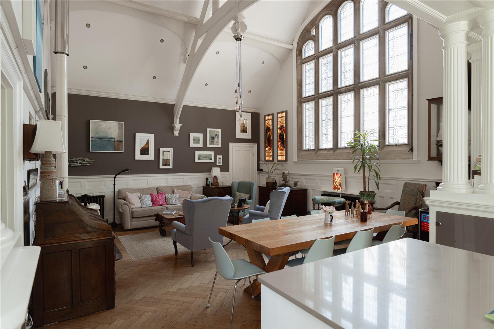 Mynthurst, Leigh, Reigate