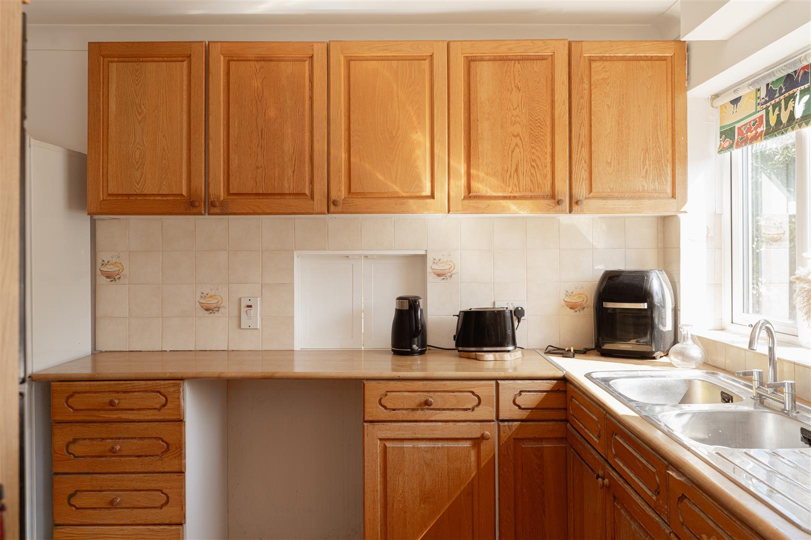 Windmill Way, , Reigate
