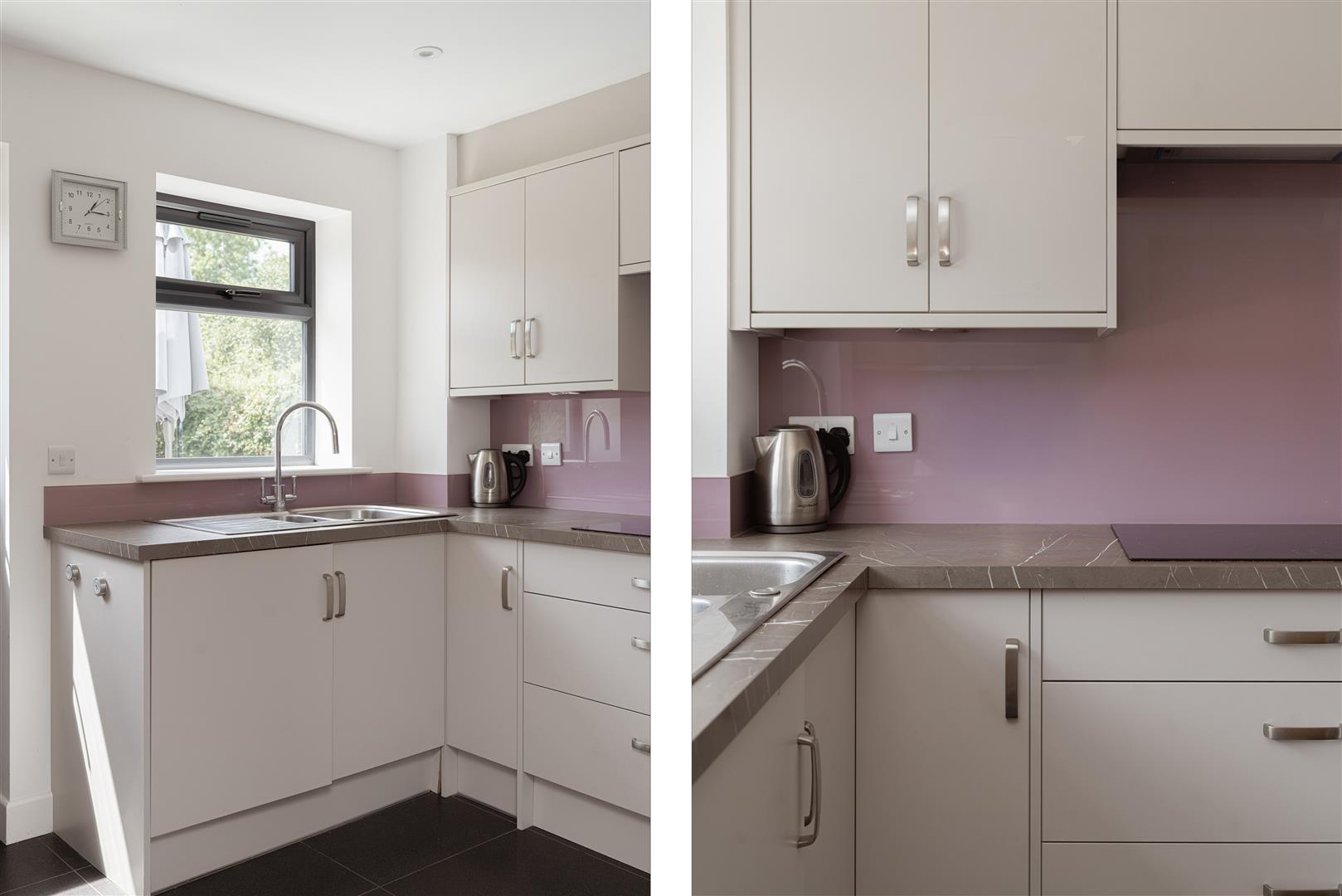 Horsham Road, Holmwood, Dorking
