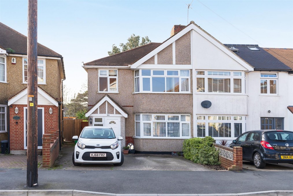 Denecroft Crescent, Uxbridge