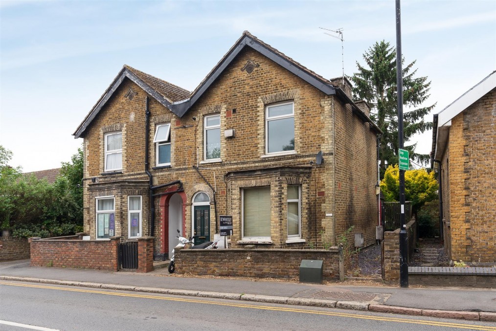 Hatch Lane, Harmondsworth