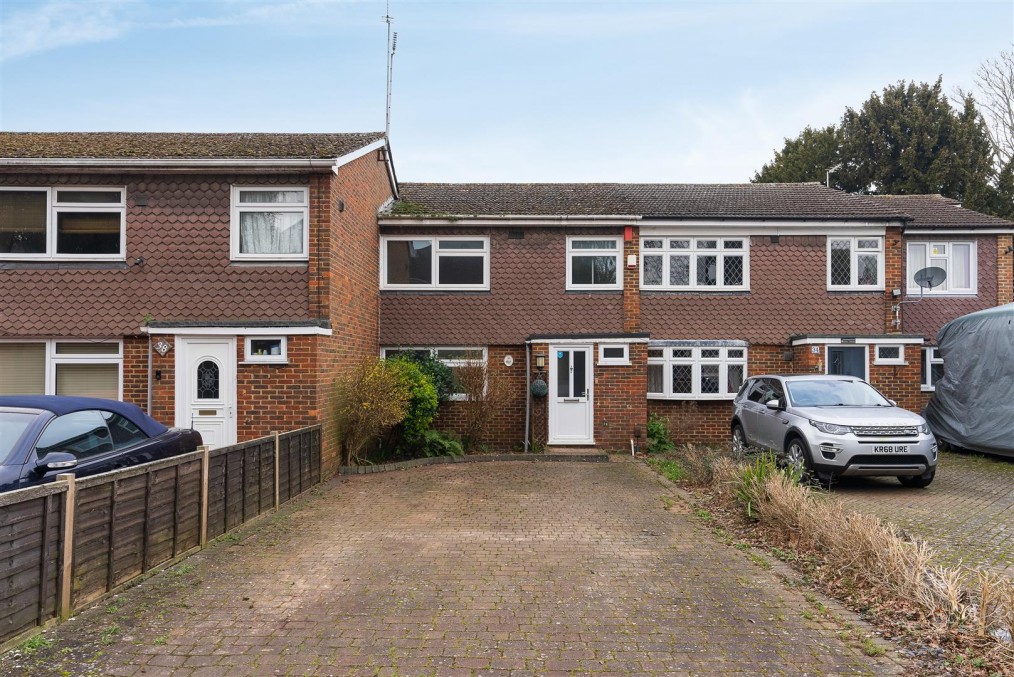 Summerhouse Lane, Harmondsworth