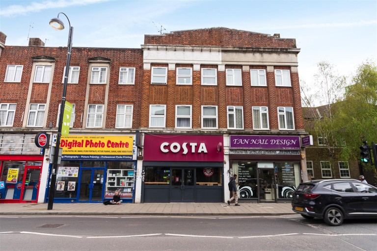 High Street, Yiewsley