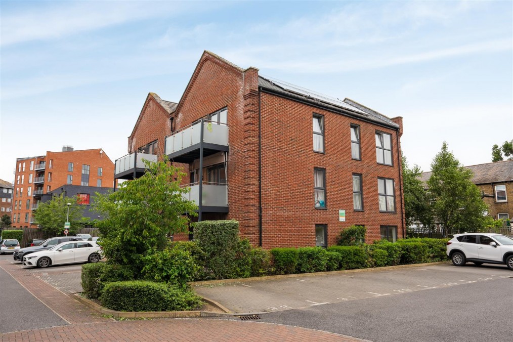 Otter Way, Yiewsley