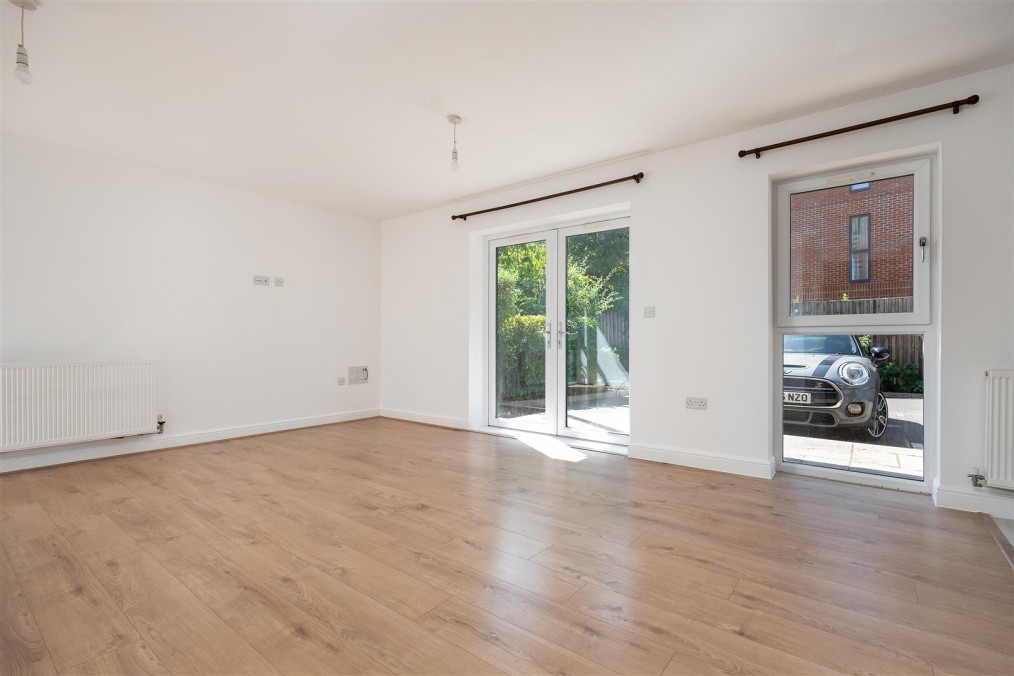 Otter Way, Yiewsley