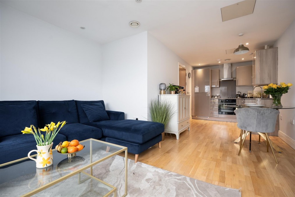 70 Station Road, West Drayton