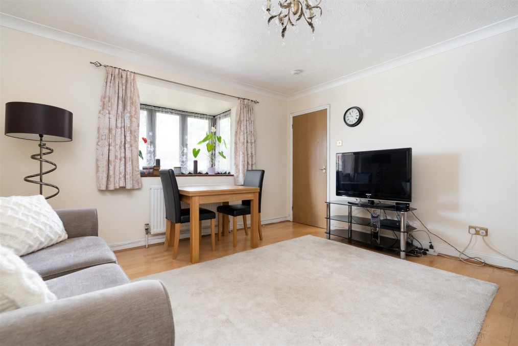Boltons Lane, Harlington