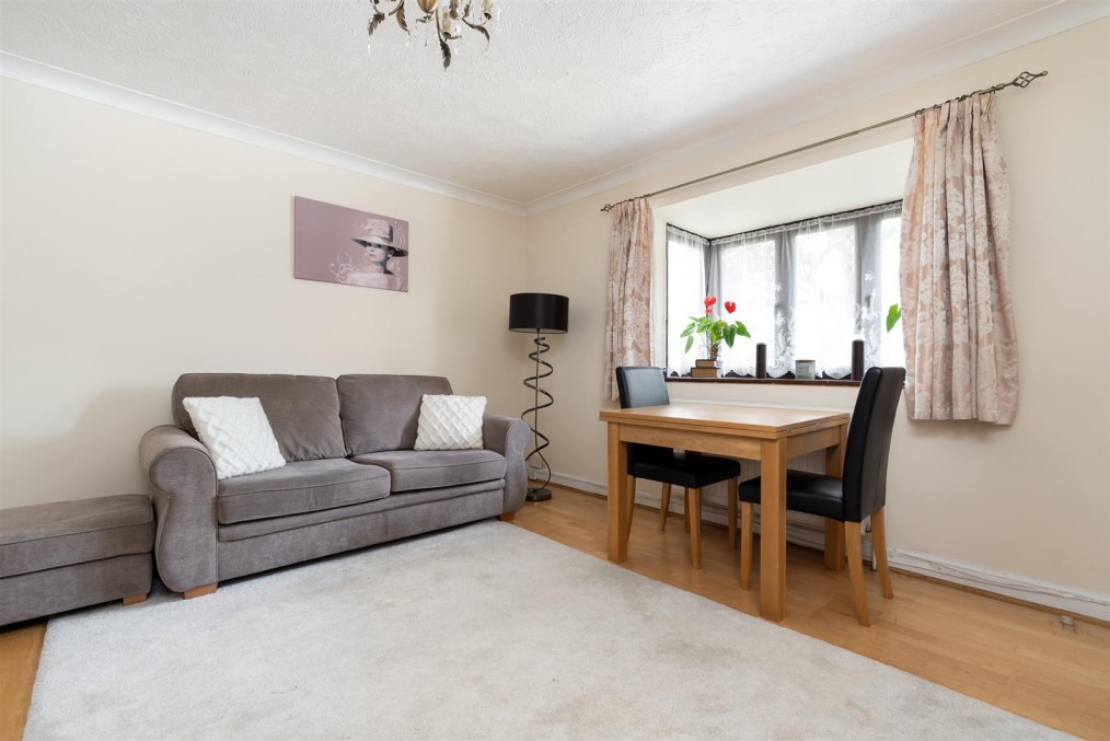 Boltons Lane, Harlington
