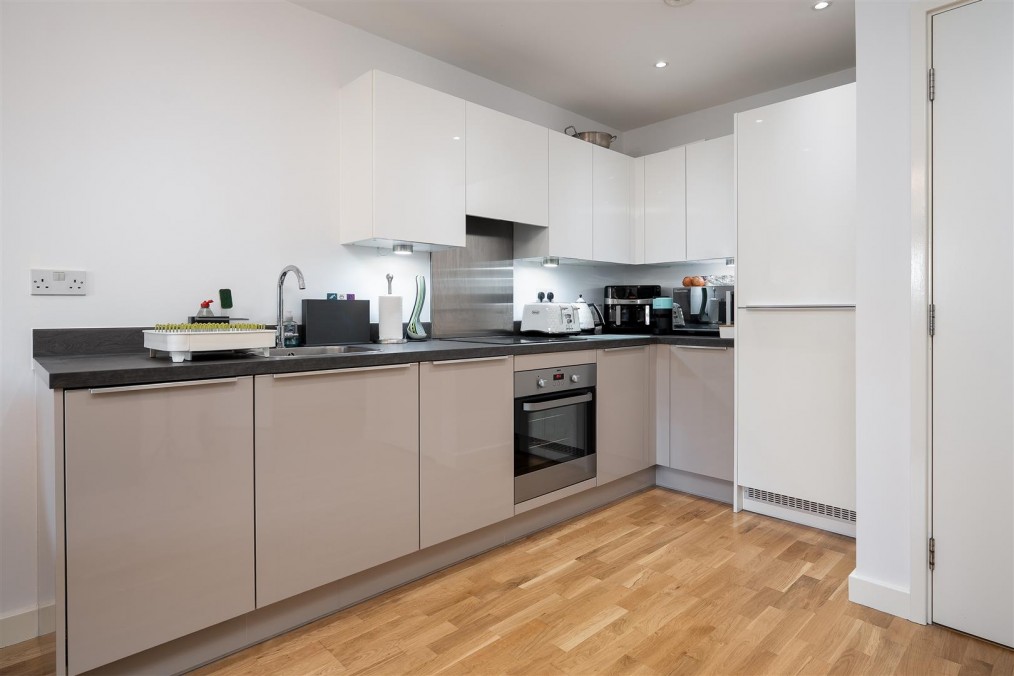Wintergreen Boulevard, West Drayton
