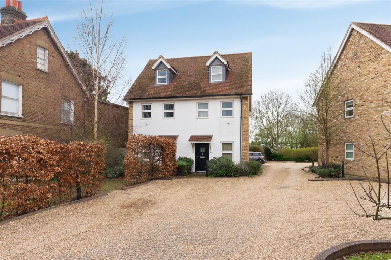 Bath Road, Longford, West Drayton