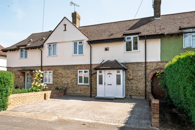 Pear Tree Avenue, Yiewsley, West Drayton