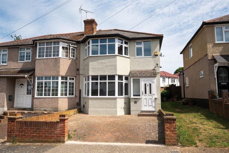 Drayton Gardens, West Drayton