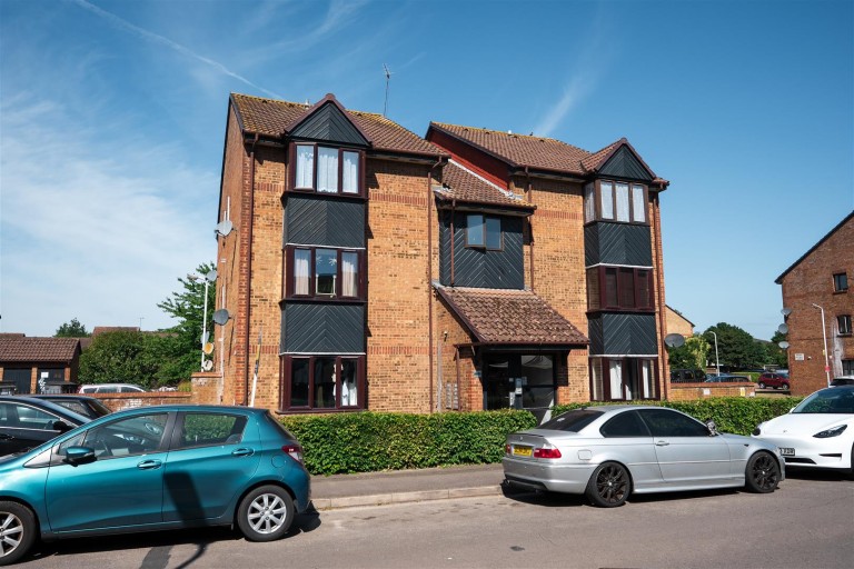 Hawthorne Crescent, West Drayton