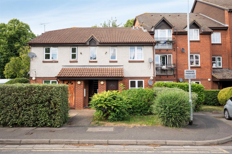 Knowles Close, Yiewsley, West Drayton
