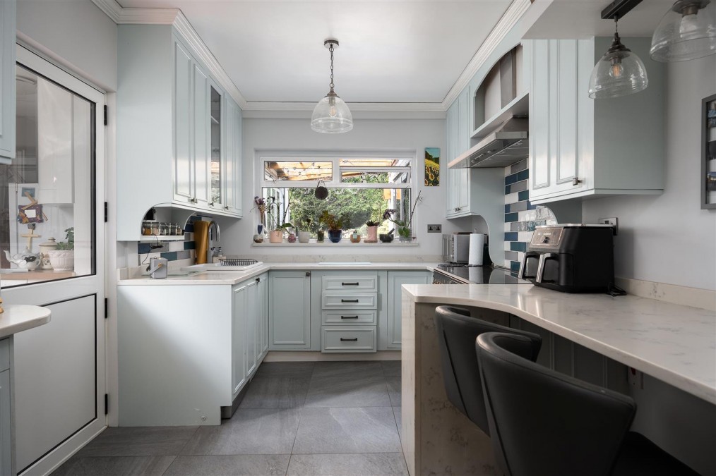 Sunray Avenue, West Drayton