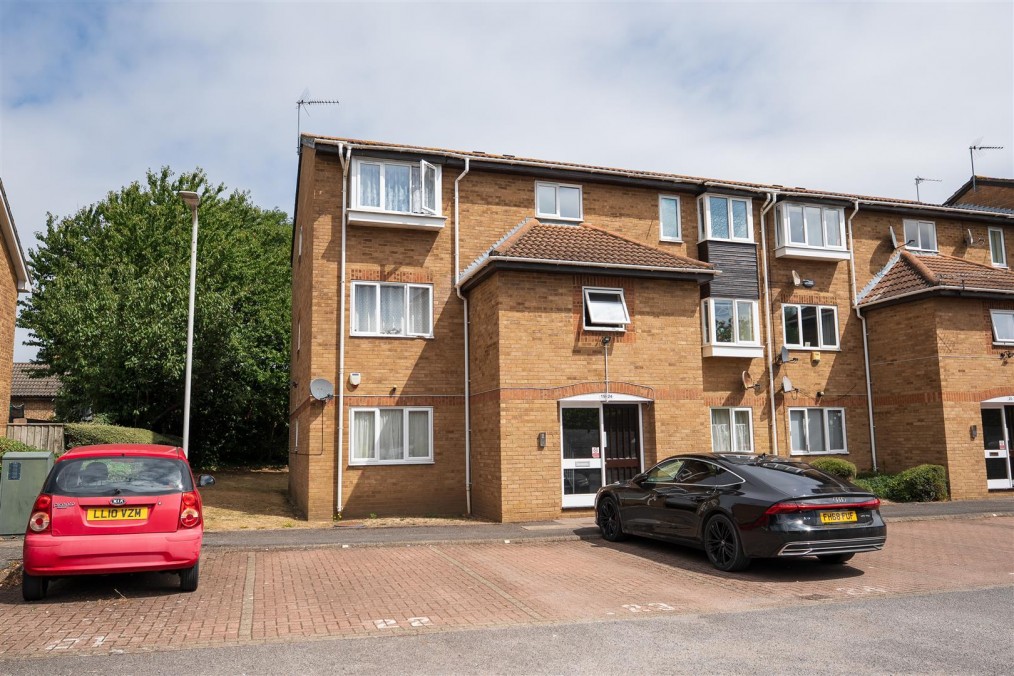 Newcombe Rise, Yiewsley