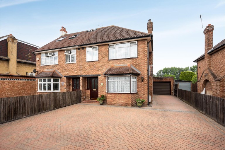 Colne Avenue, West Drayton