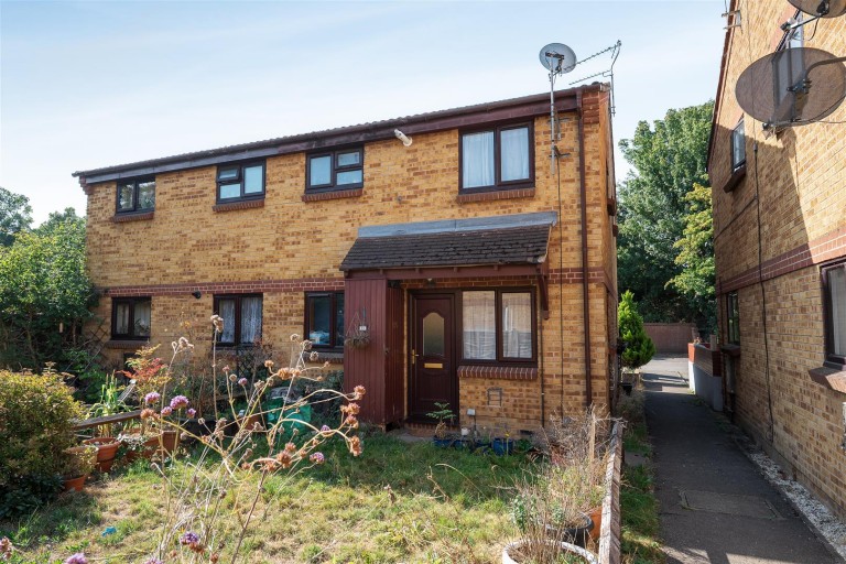 Frankswood Avenue, Yiewsley