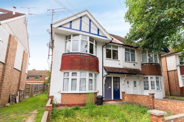 Drayton Gardens, West Drayton