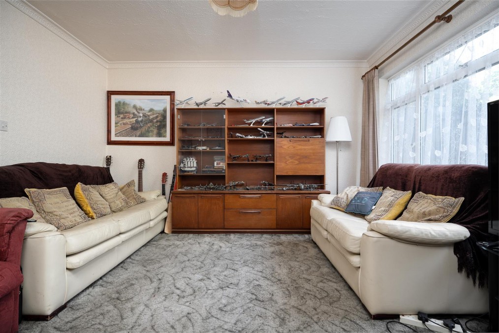 Bosanquet Close, Cowley