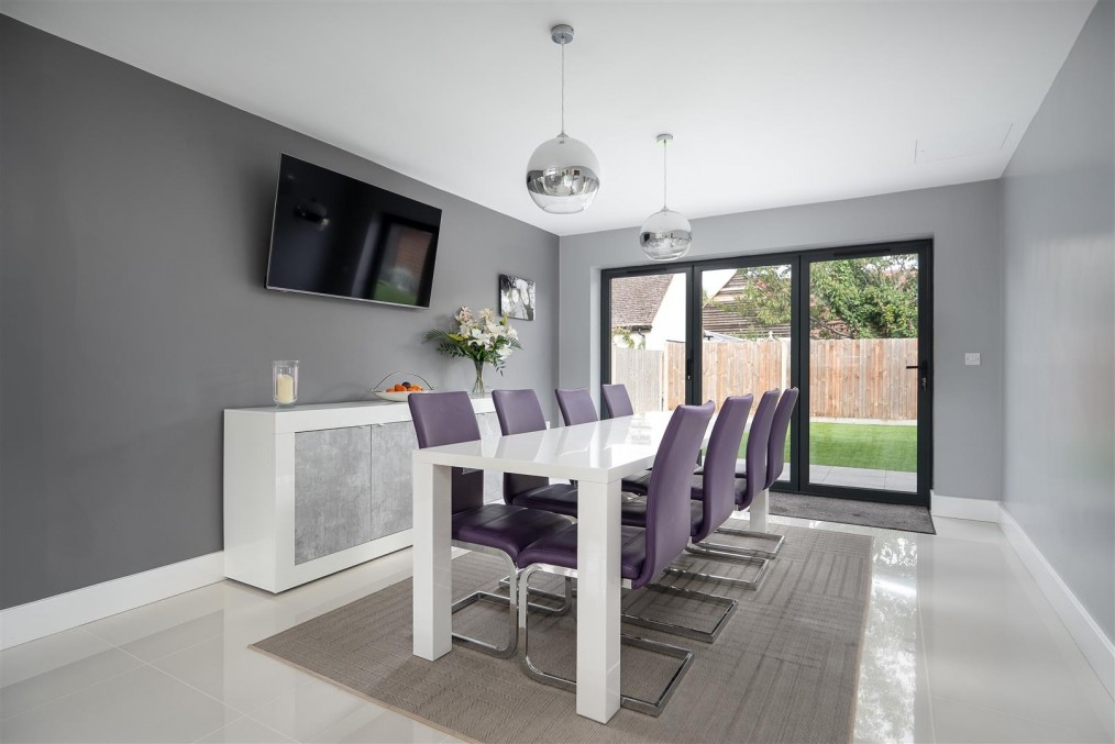 Lawn Avenue, West Drayton