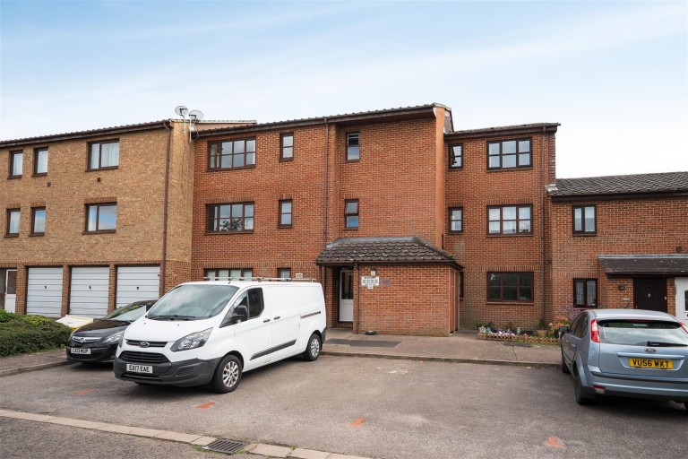 Newcourt, Uxbridge