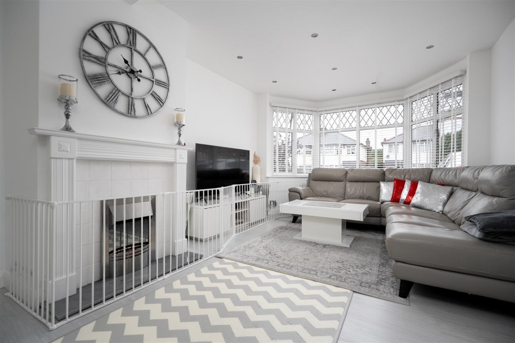 Drayton Gardens, West Drayton