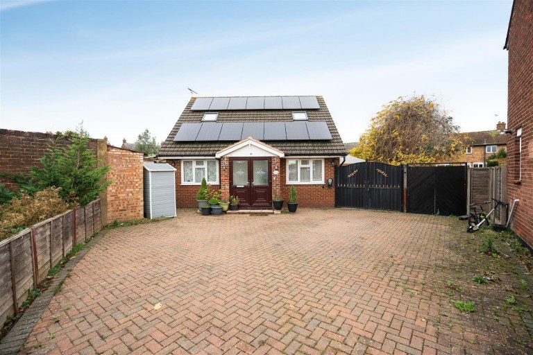 Beech Close, West Drayton